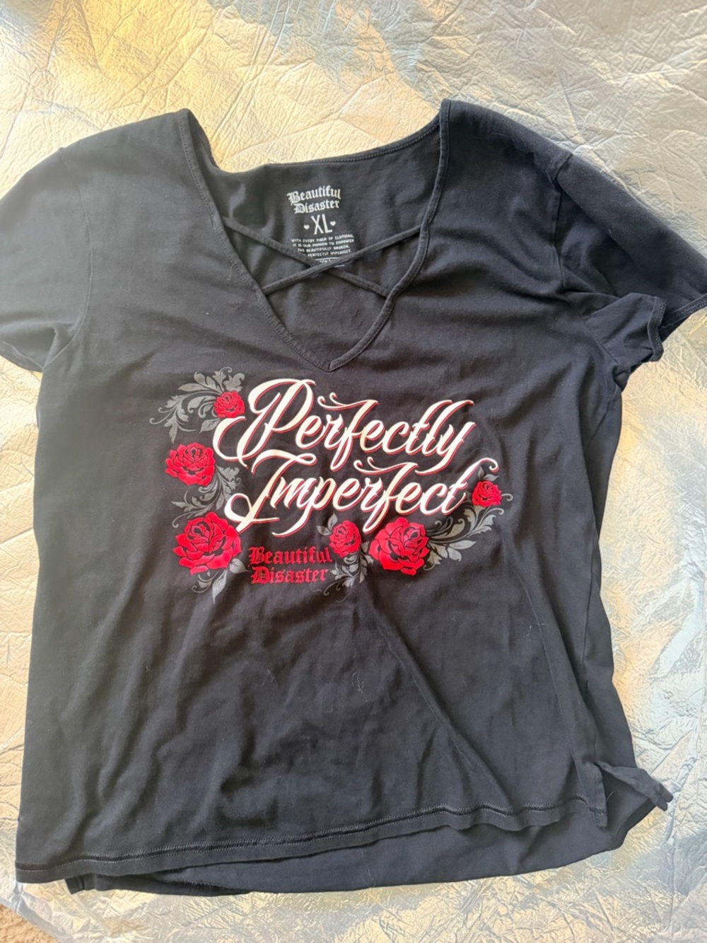 "Perfectly Imperfect" Beautiful Disaster size XL Black Tee with Red Rose Graphic